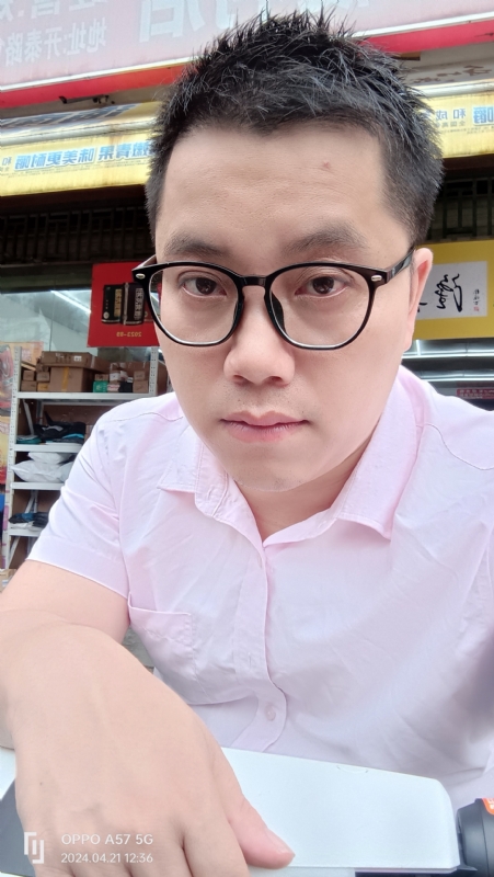 黑鹰的第二张照片--河池父母相亲团
